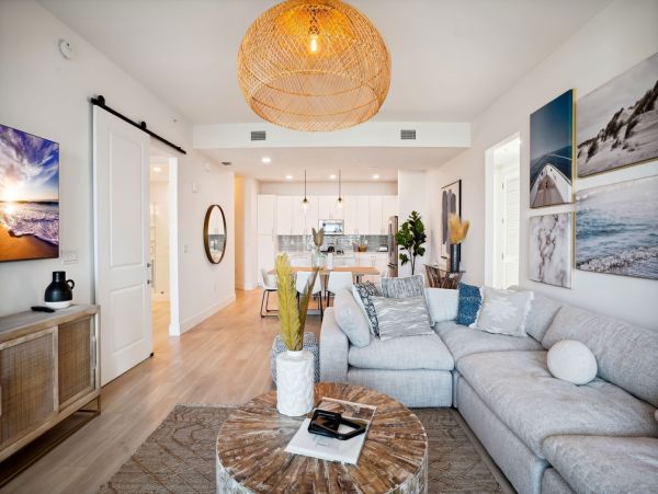 Quality Bayside Luxury Condo in Madeira Beach