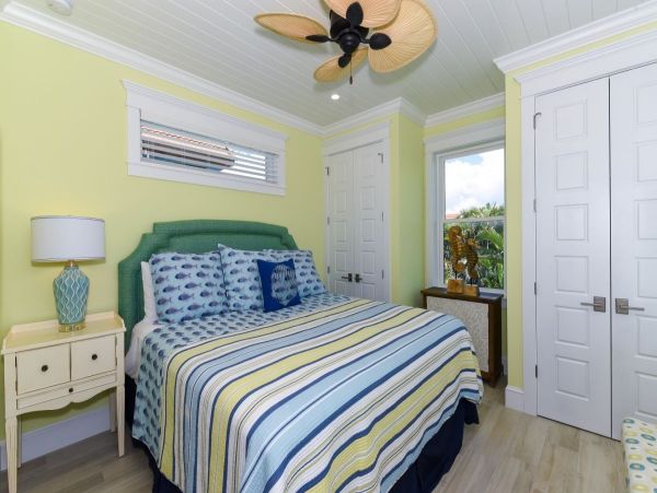 Six Bedroom Luxury Property with Rooftop Across The Street From The Beach