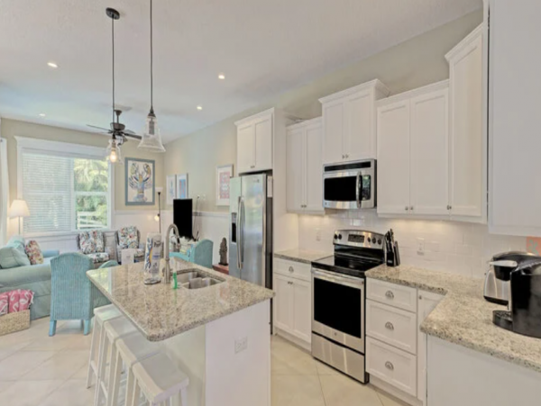 Ocean Views Villa with Five Bedrooms For Ten Guests