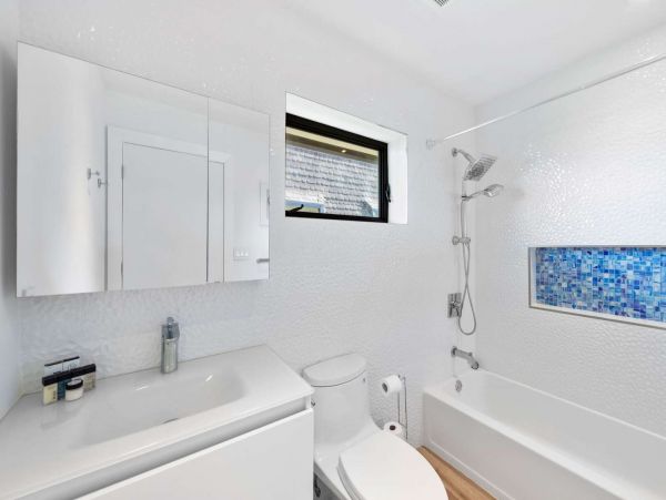Hollywood Canal Front Five Bedroom Luxury Home
