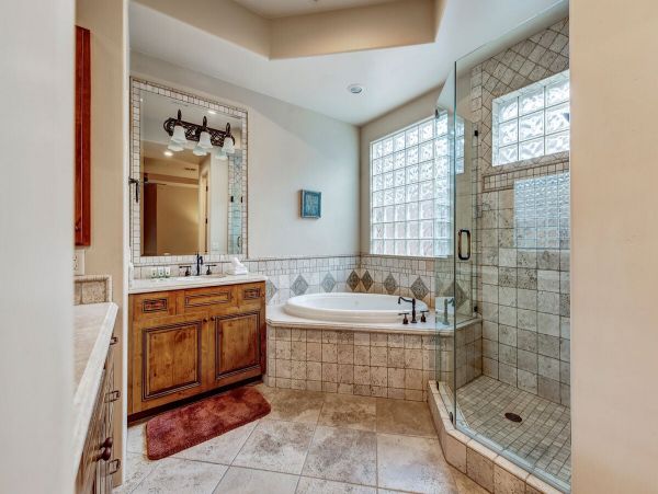 Paradise Valley Vacation Mansion Six Bedroom