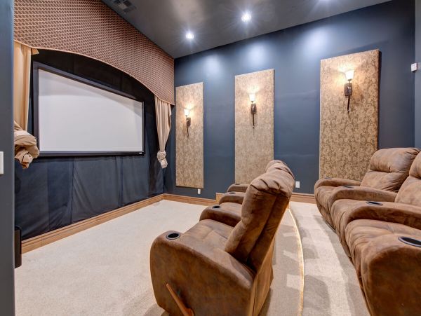Paradise Valley Vacation Mansion Six Bedroom