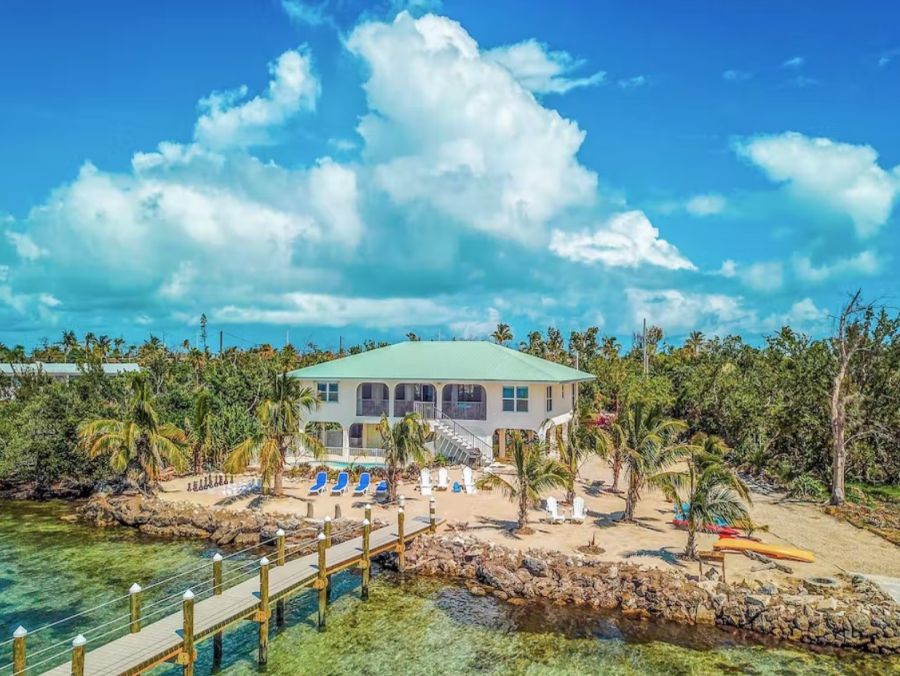 Four Bedroom Gulf Front Home in Marathon with Private Pool