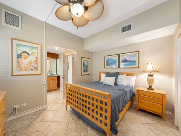 Two Bedroom Penthouse with Ocean Views