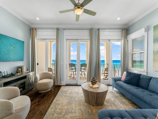 Miramar Gluf-Front Luxury Rental with Private Beach Access