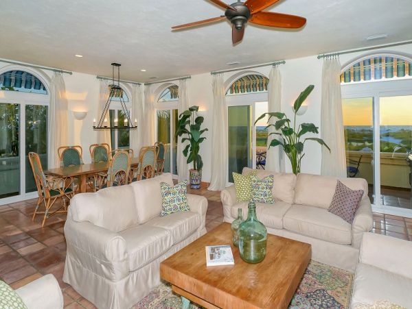 Bean Point Oceanfront Villa On Anna Maria Island For 10 Guests