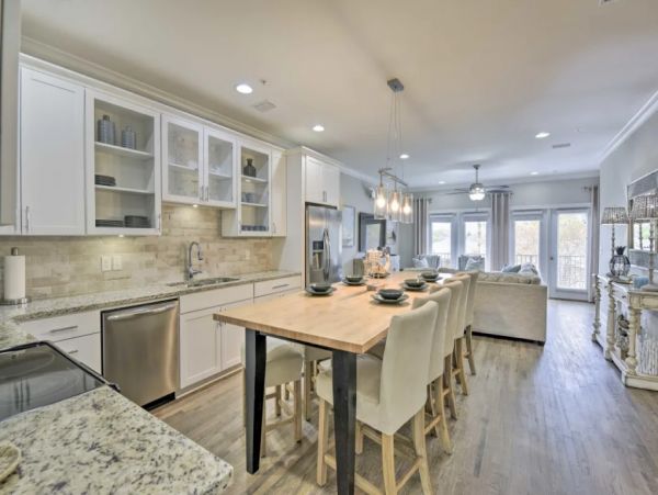 Miramar Beach Townhome 2 Blocks Walk to Beach