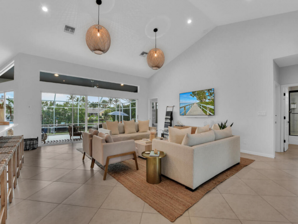 Luxury Four Bedroom Home Away From Home