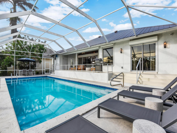 Luxury Four Bedroom Home Away From Home