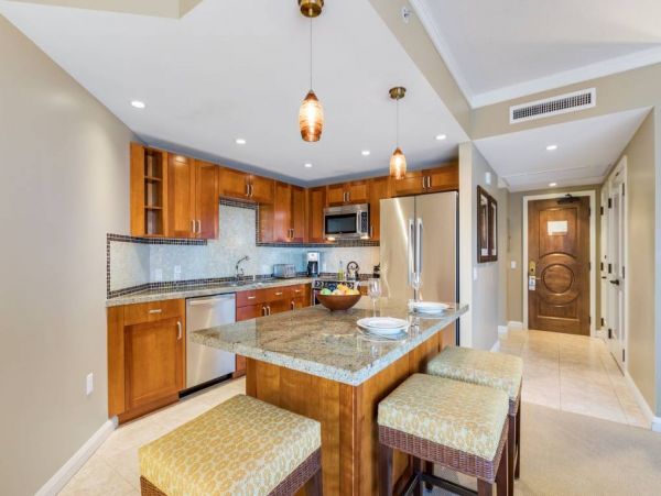 Kaanapali Vacation Condo Four Bedroom Ocean Views