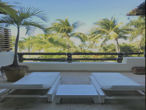 Luxury Vacation Condo in Nayarit Riviera Located on Beach