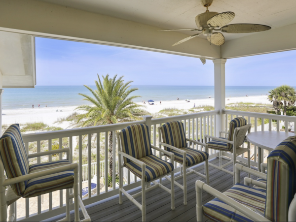 Lovely Redington Shores Two Bedroom Vacation Condo