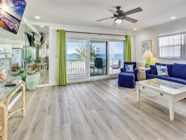Lovely Redington Shores Two Bedroom Vacation Condo