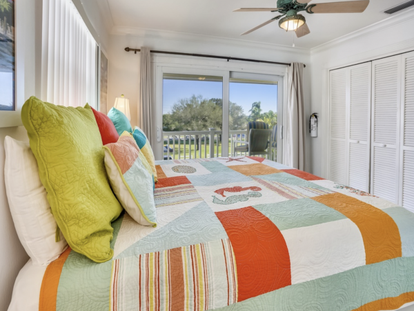 Lovely Redington Shores Two Bedroom Vacation Condo