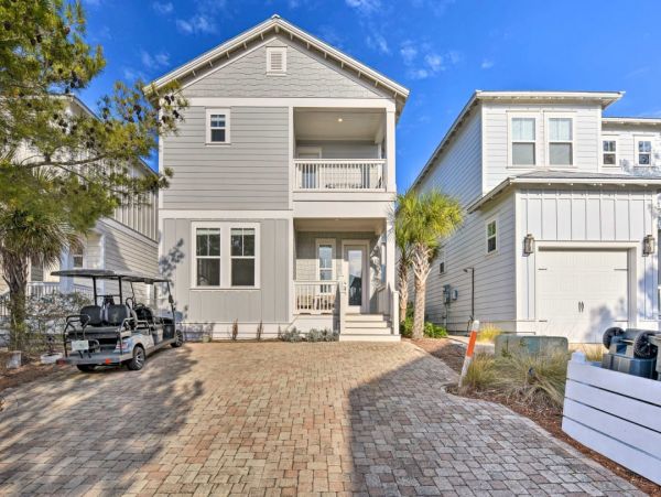 Santa Rosa Beach Vacation Home Four Bedroom Walk to Beach