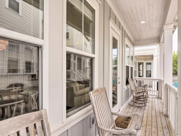 Santa Rosa Beach Vacation Home Four Bedroom Walk to Beach