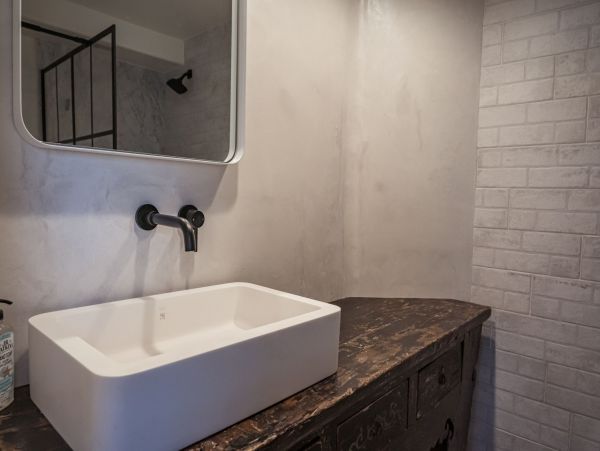 Santa Monica Vacation Home Three Bedroom + Loft Walk to Beach