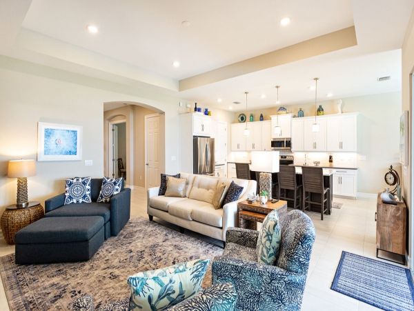 Spacious Home with 3 Bedrooms Plus Den & Lake View