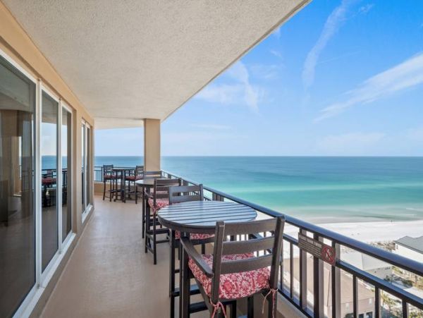 Miramar Beach Gulf Front Penthouse Rental Luxury 3-Bedroom Condo
