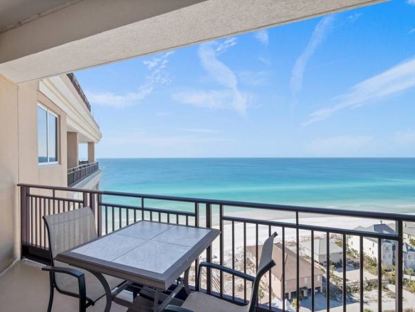 Miramar Beach Gulf Front Penthouse Rental Luxury 3-Bedroom Condo