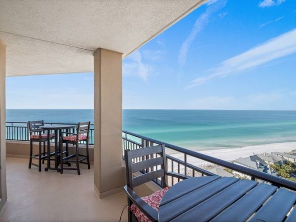 Miramar Beach Gulf Front Penthouse Rental Luxury 3-Bedroom Condo