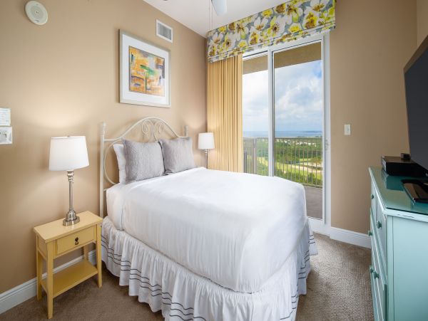 Lovely Miramar Beach 3 Bedroom Vacation Rental