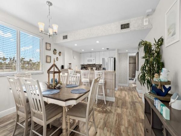 Marco Island Oceanfront Vacation Condo RARE Three Bedrooms