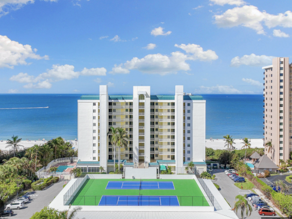 Marco Island Oceanfront Vacation Condo RARE Three Bedrooms