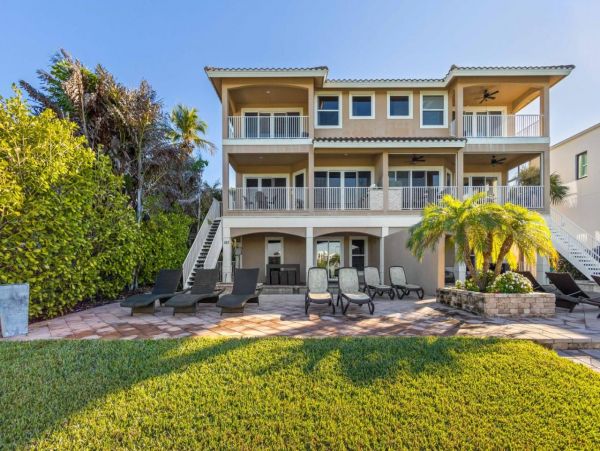 Waterfront Home with 3 Bedrooms, Pool & Dock
