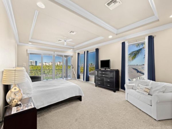 Waterfront Home with 3 Bedrooms, Pool & Dock