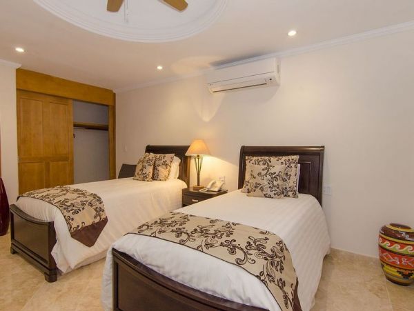 Luxury 5 Bedroom Vacation Villa in Los Cabos