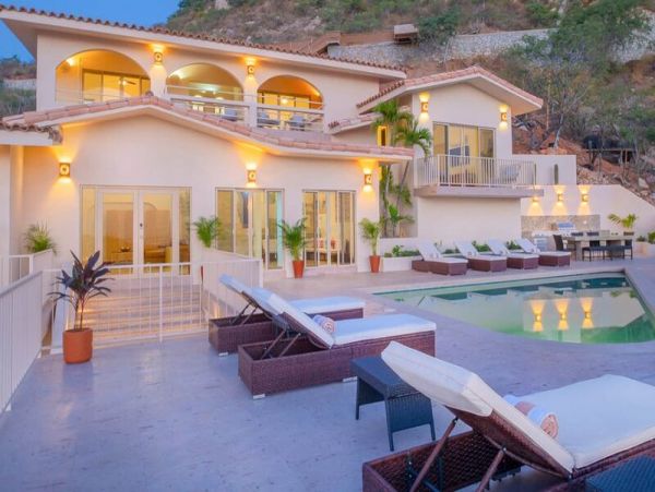 Cabo San Lucas Villa Rentals - Five Bedroom Luxury Vacation Home