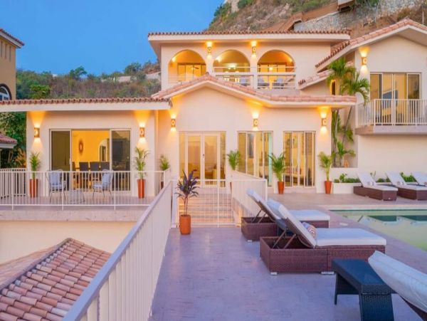 Cabo San Lucas Villa Rentals - Five Bedroom Luxury Vacation Home