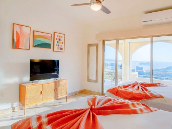 Cabo San Lucas Villa Rentals - Five Bedroom Luxury Vacation Home