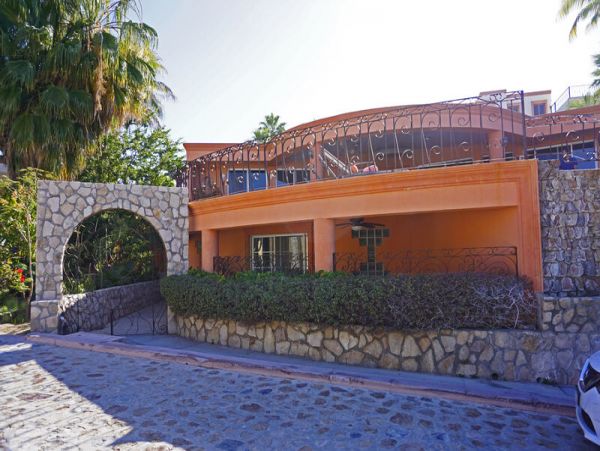 Lovely 4 Bedroom Vacation Pool Home in Los Cabos