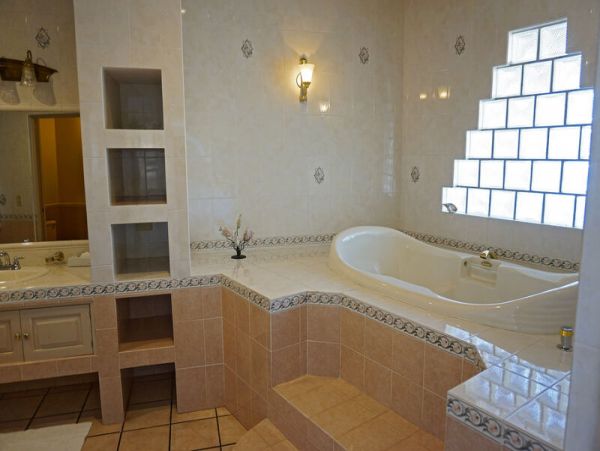 Lovely 4 Bedroom Vacation Pool Home in Los Cabos