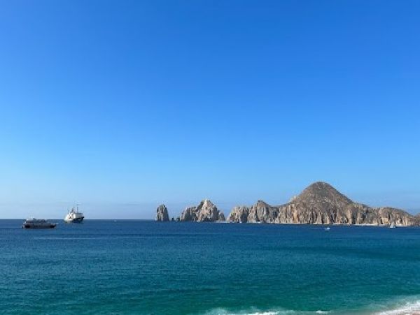 Beautiful 3 Bedroom Vacation Home with Great Amenities
