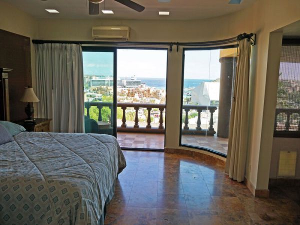 Lovely 2 Bedroom Vacation Home with Great Views