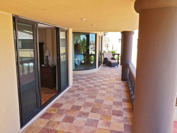 Lovely 2 Bedroom Vacation Home with Great Views