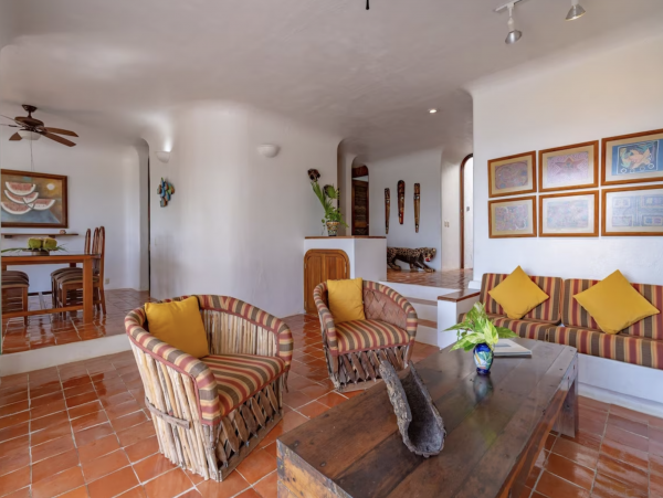 Akumal Stunning Waterfront Luxury Villa Plus Guest Apartment