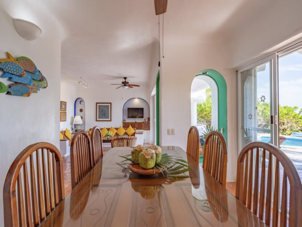 Akumal Stunning Waterfront Luxury Villa Plus Guest Apartment