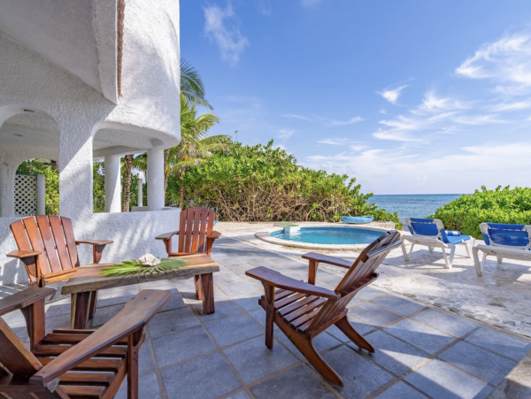 Akumal Stunning Waterfront Luxury Villa Plus Guest Apartment