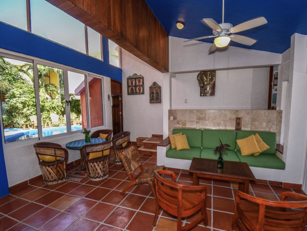 Half Moon Bay Akumal Vacation Villa & Guest House Sleeps 10
