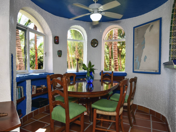 Half Moon Bay Akumal Vacation Villa & Guest House Sleeps 10