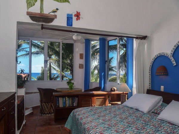 Half Moon Bay Akumal Vacation Villa & Guest House Sleeps 10