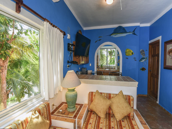 Half Moon Bay Akumal Vacation Villa & Guest House Sleeps 10