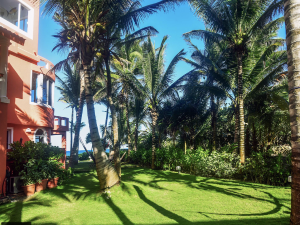 Half Moon Bay Akumal Vacation Villa & Guest House Sleeps 10