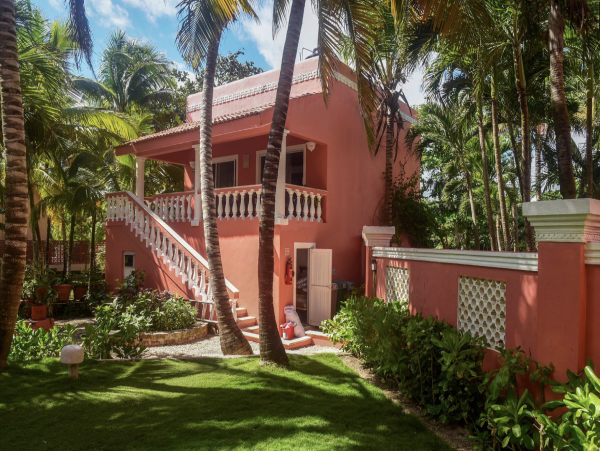Half Moon Bay Akumal Vacation Villa & Guest House Sleeps 10
