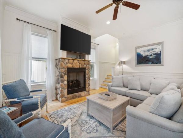 Charming Three Bedroom Vacation Home in Grayton Beach