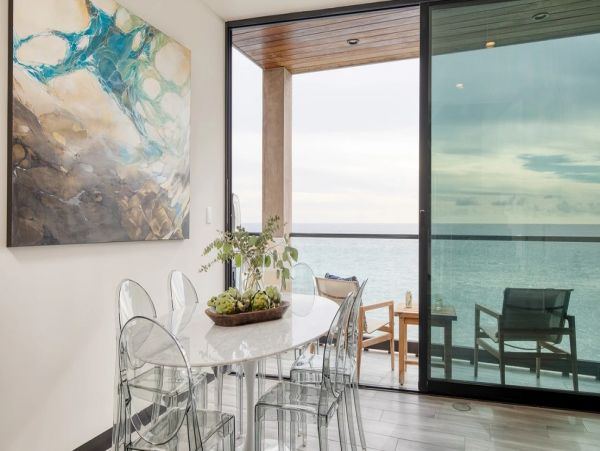 Malibu Oceanfront 3 Bedroom Luxury Vacation Rental